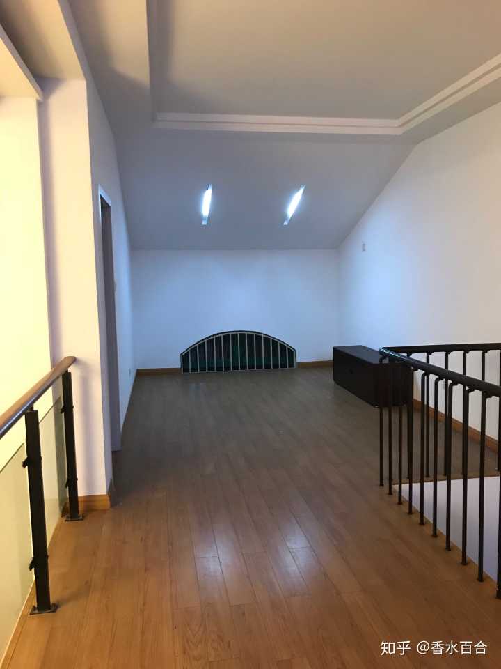 买了高层的人怎么样了,买了顶楼的房子后悔了吗