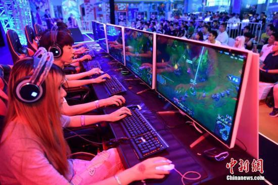 广角镜体育,体育广角镜