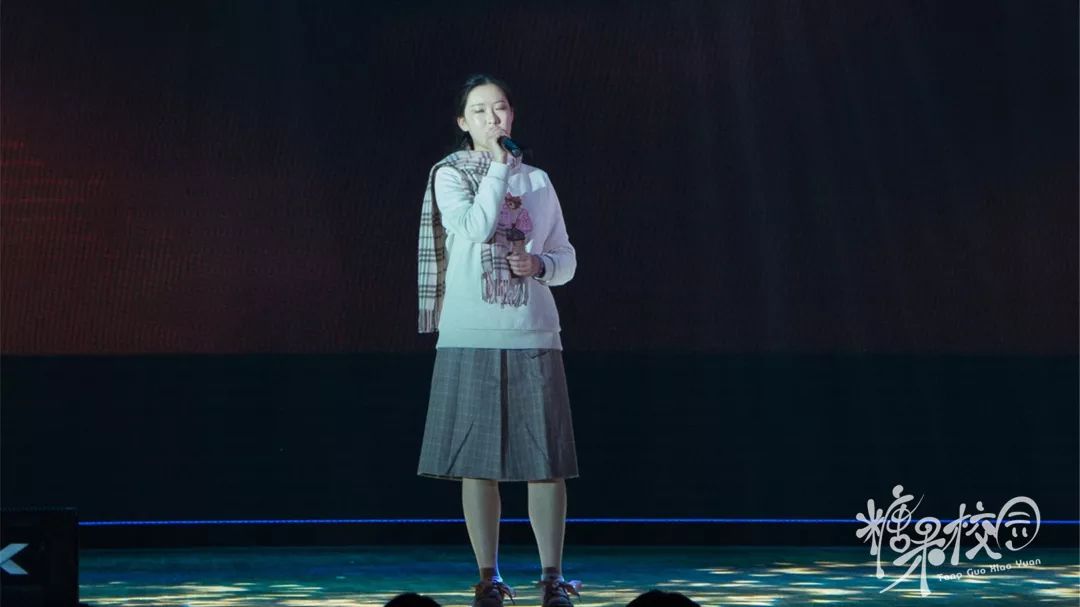 缘聚求实谱写历史篇章展望未来开启迢迢征程昆十中白塔新年盛会