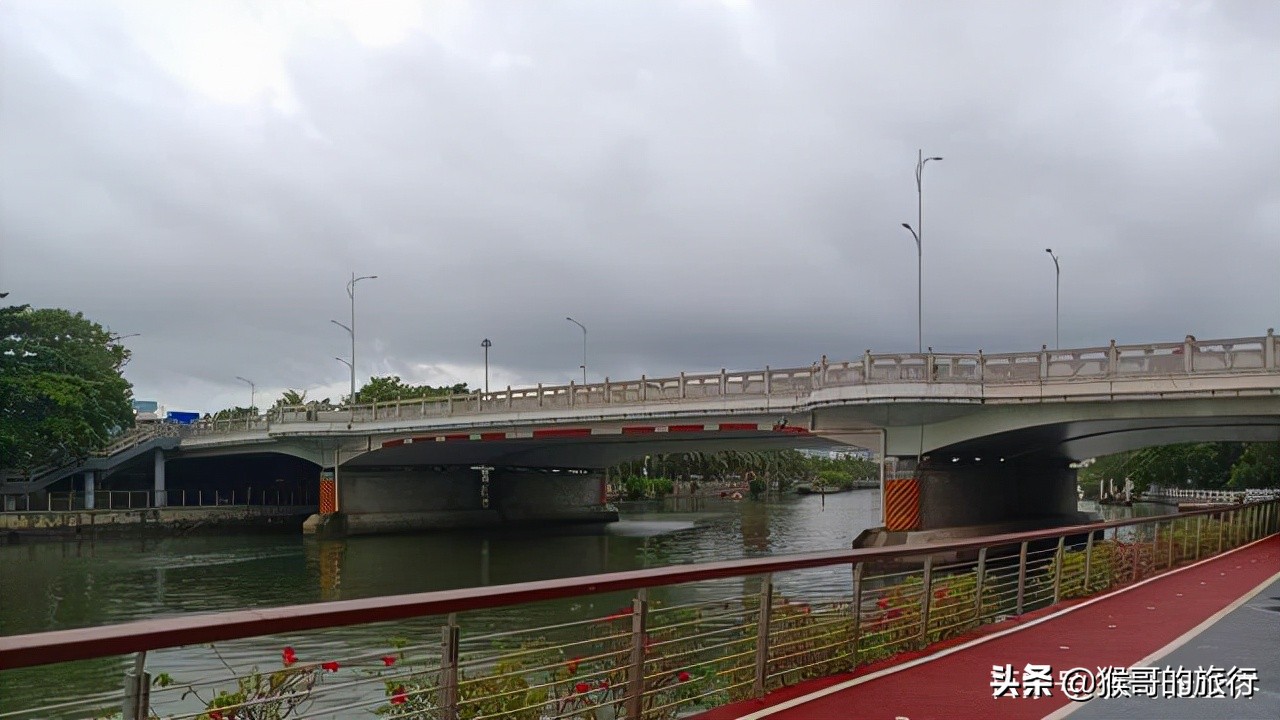 世纪大桥是通往海甸岛的吗,世纪大桥往海甸岛方向