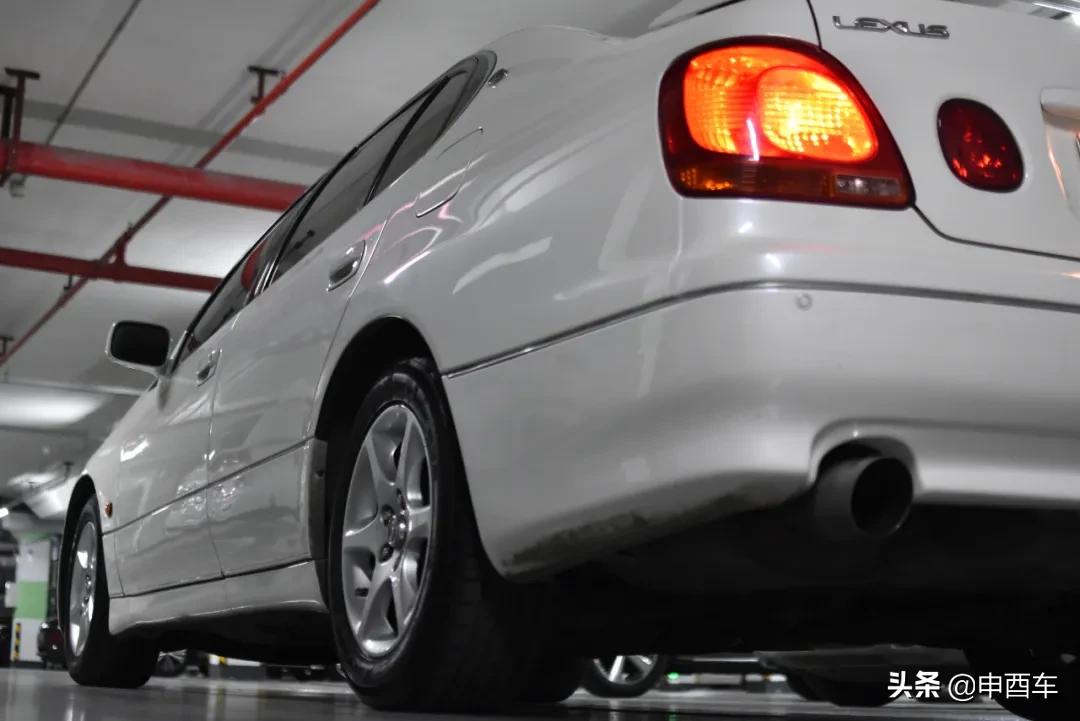 雷克萨斯咬地鲨is250老款,雷克萨斯is咬地鲨什么时候换代