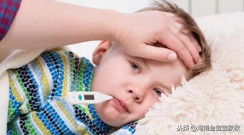 打完疫苗三天后发烧吃退热药,婴儿打疫苗后发烧能吃退烧药吗