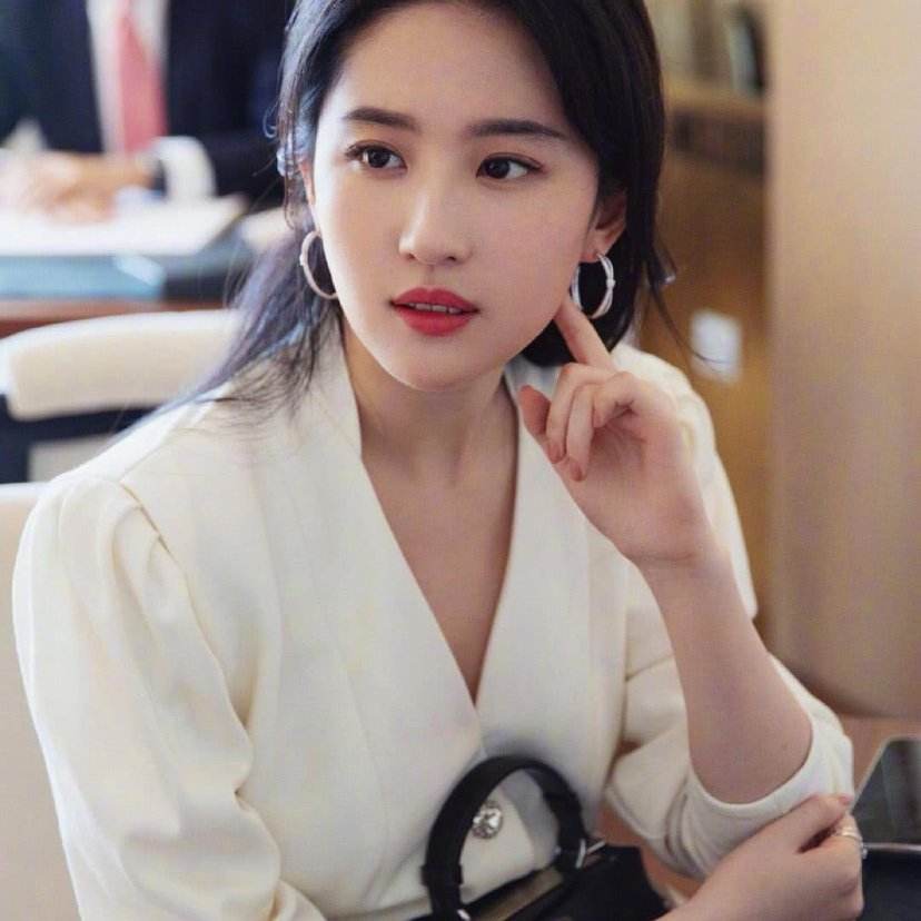 菱形脸单眼皮丹凤眼什么眼镜好看,丹凤眼迷人的眼型