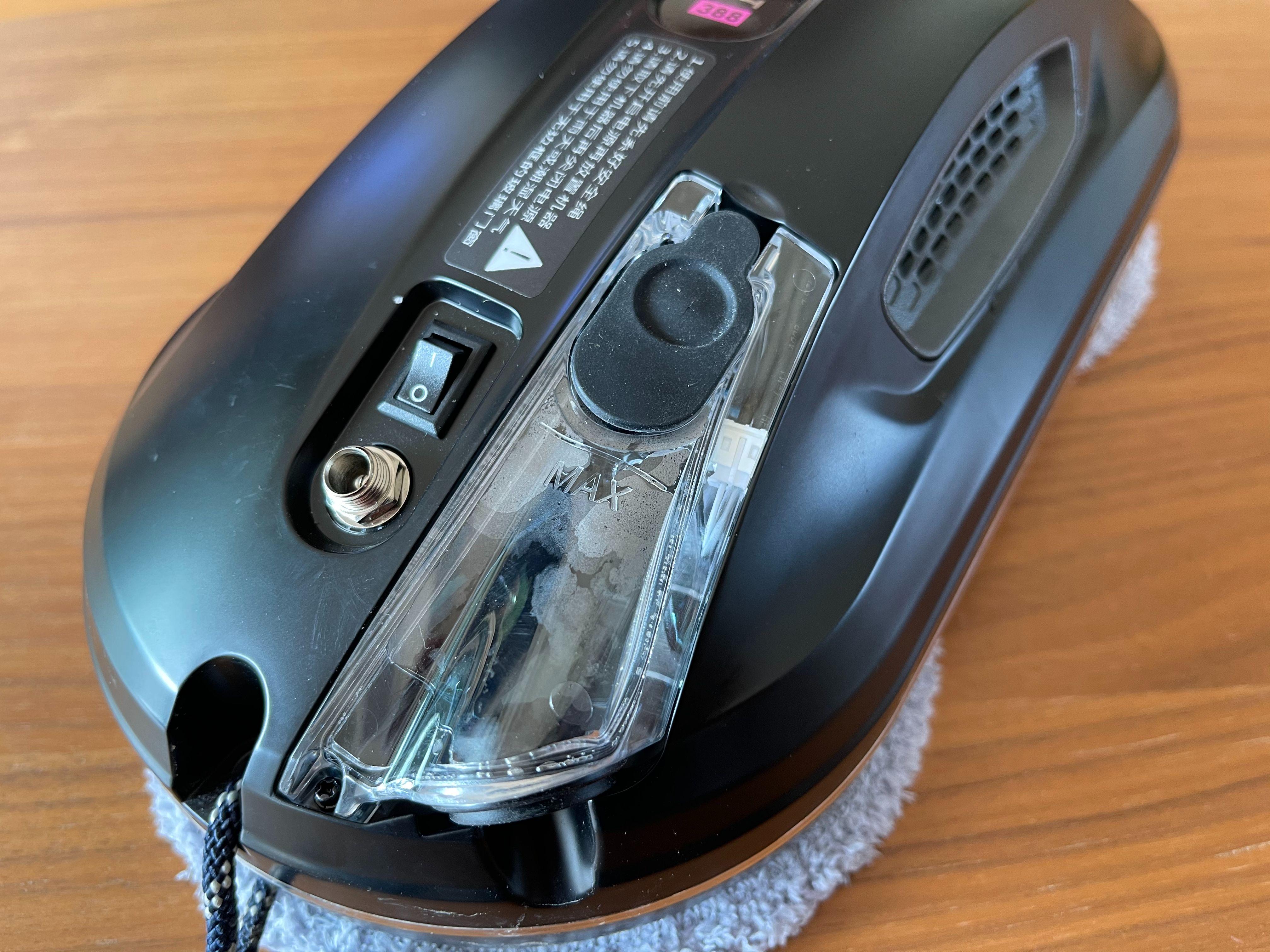 2000元的擦窗机器人,扫地机器人是智商税吗