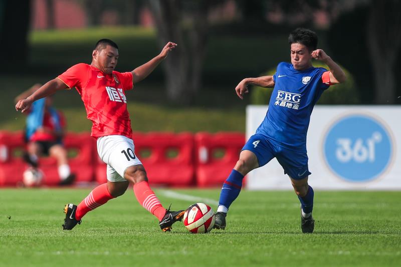 1个月连夺10个年龄段赛事冠军，恒大小将们梦想踏上中超赛场