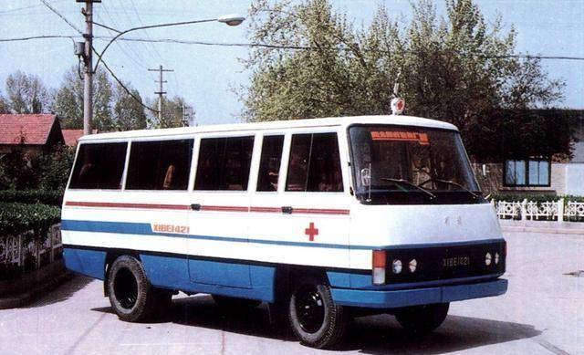 手推车到移动终端，500年来救护车都经历了什么？