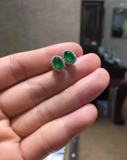 翡翠鉴别一般怎么鉴定,怎样辨别真假翡翠最有效的方法