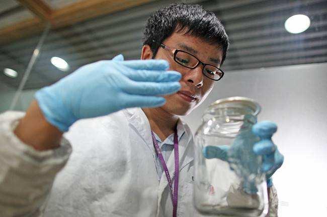 螺蛳粉闻着臭吃着香进到肚子,螺蛳粉闻臭师