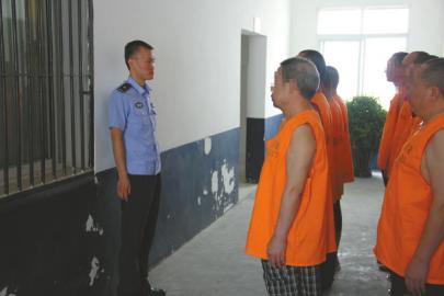 到看守所送衣服有时间规定吗,第一次给看守所寄衣服要寄哪些