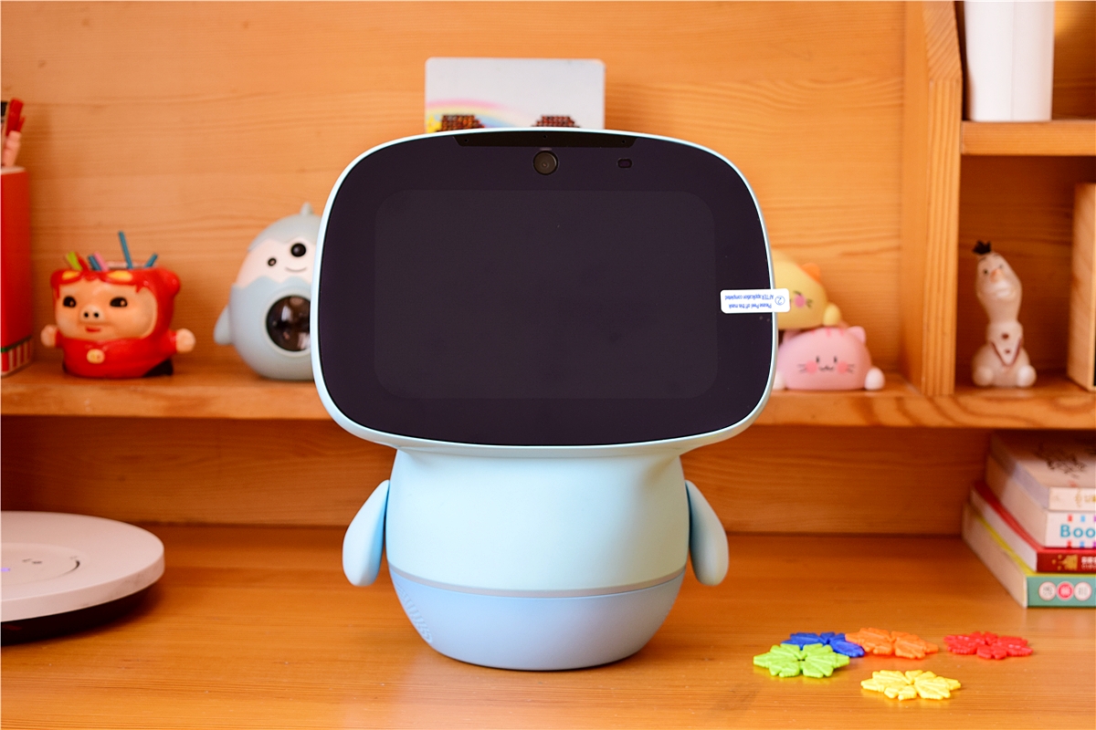 ai智能机器早教,聪聪ai机器人