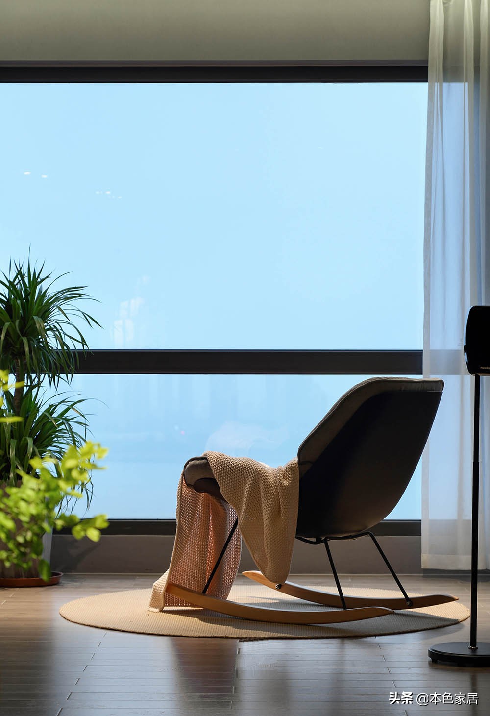 这才是真正的新中式装修,这才是真正的客厅