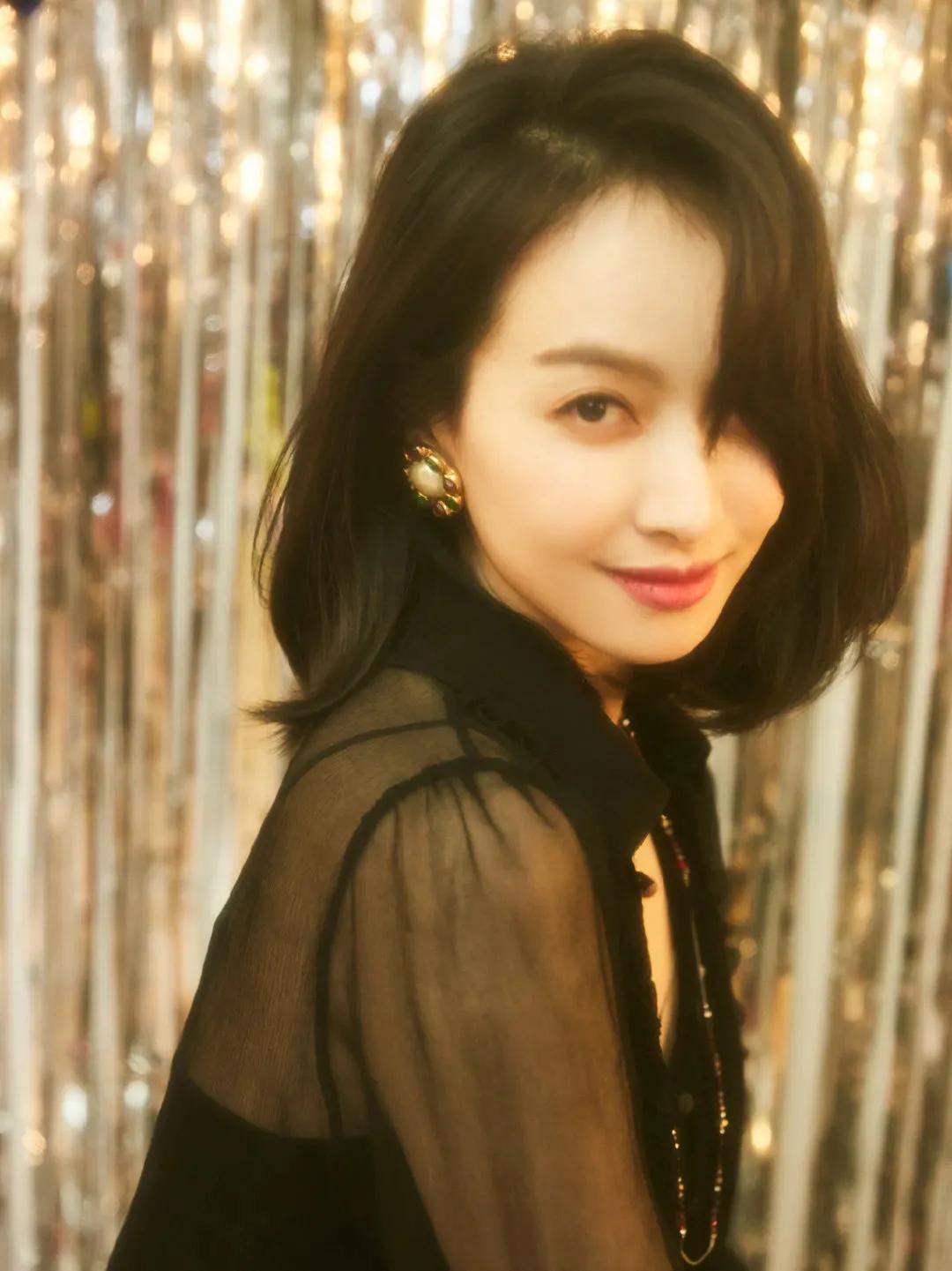 钟楚曦耳环高清图片,钟楚曦耳饰特辑