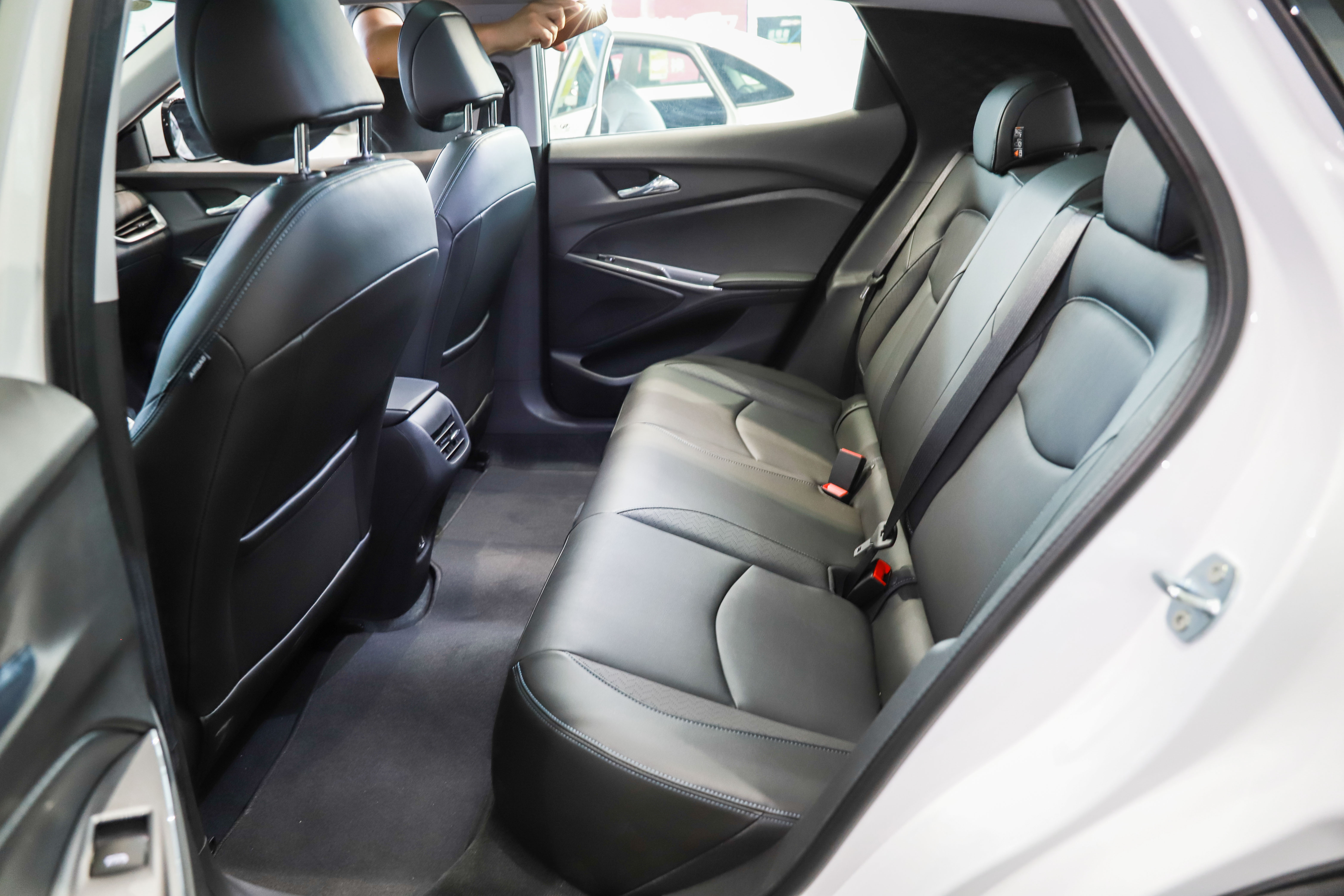 雪佛兰畅巡哪个牌子好,雪佛兰新能源车畅巡是什么价位