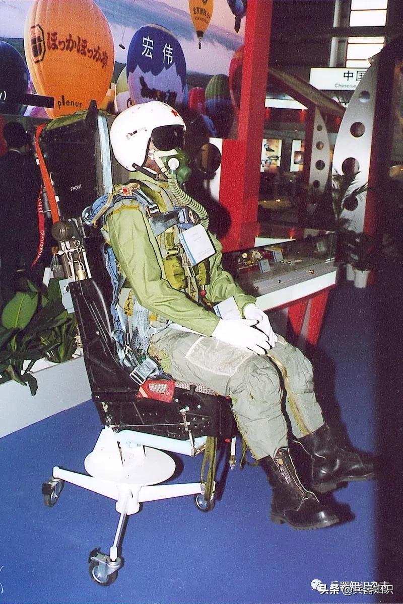 珠海航展中国炮兵武器,2016年珠海航展中国歼十