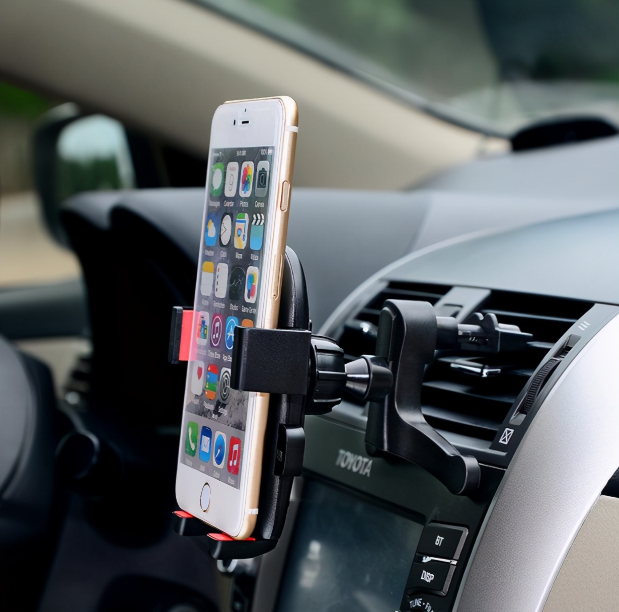 开车需谨记这五点,提醒大家车不要放路边