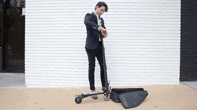 电动滑板车成人可折叠续航120,电动滑板车成人可折叠能跑多远