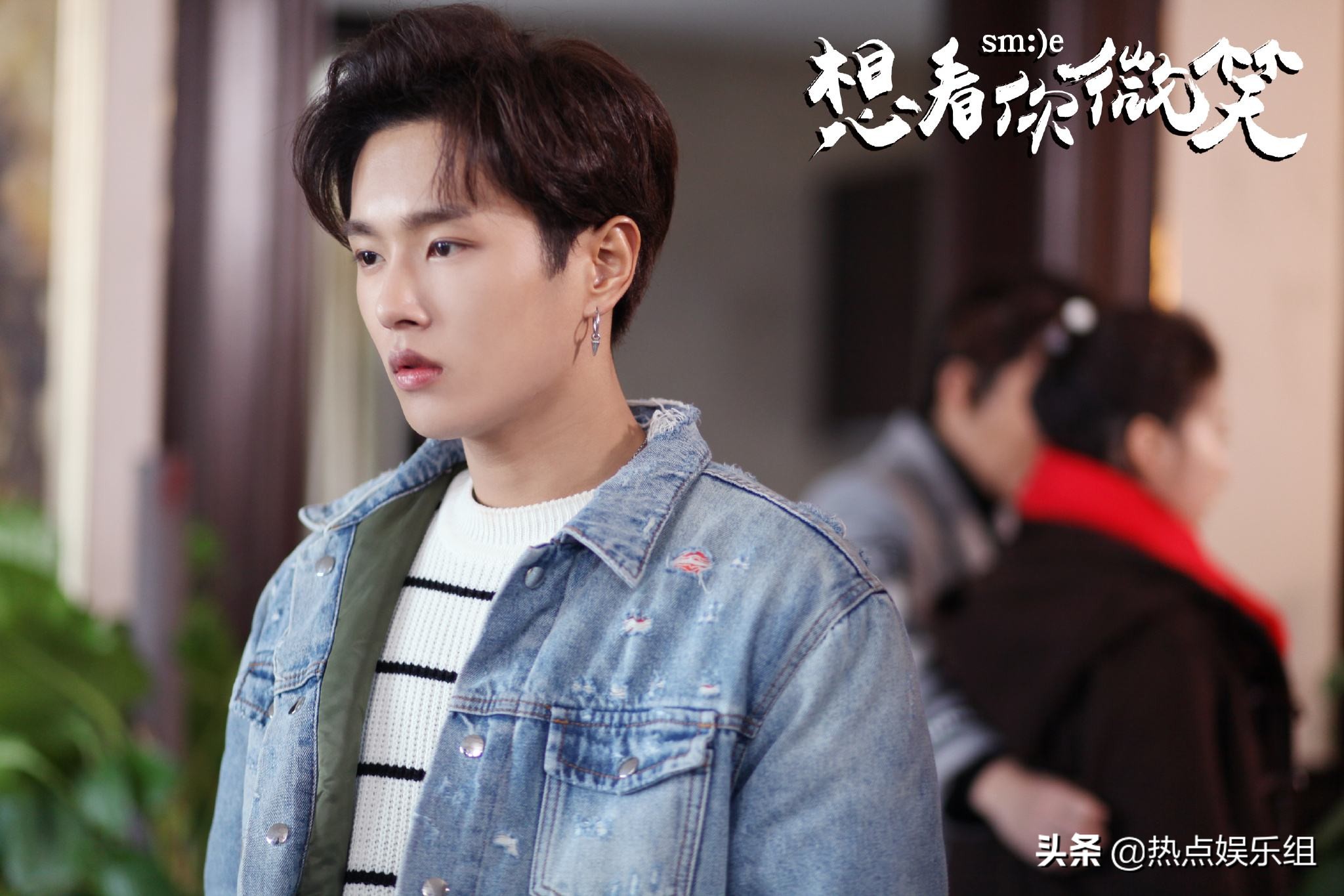 李汶翰粉丝死磕“炒作”,网友要杜华兑现承诺,往事被扒疑遭反噬