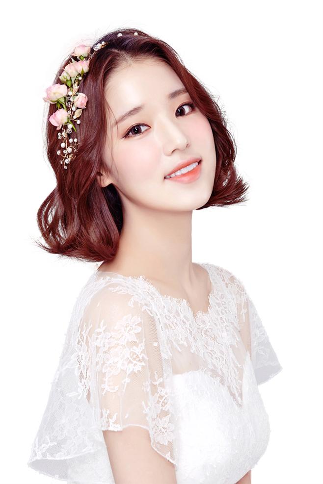 拾年悦华国际连锁教你如何正确地去除眼下皱纹