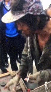 滑稽gif图,鞋子搞笑gif