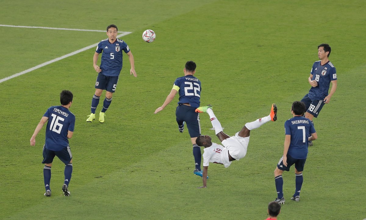 鍗″灏旂悆鏄熻帿鍩冨吂闃块噷,鍗″灏旇帿鍩冨吂