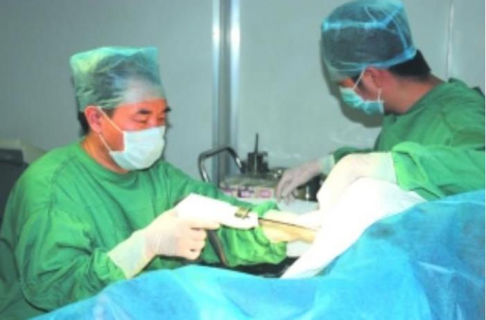 剖腹产麻醉针头多长,剖腹产打麻药的针头留脊柱里了吗