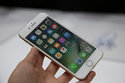 iphone7屏幕失灵换触摸芯片,iphone7plus屏幕失灵