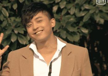 李佳航直播谈国足,李佳航男足