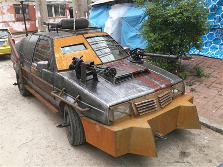 东北小伙造神器,东北小伙造车子