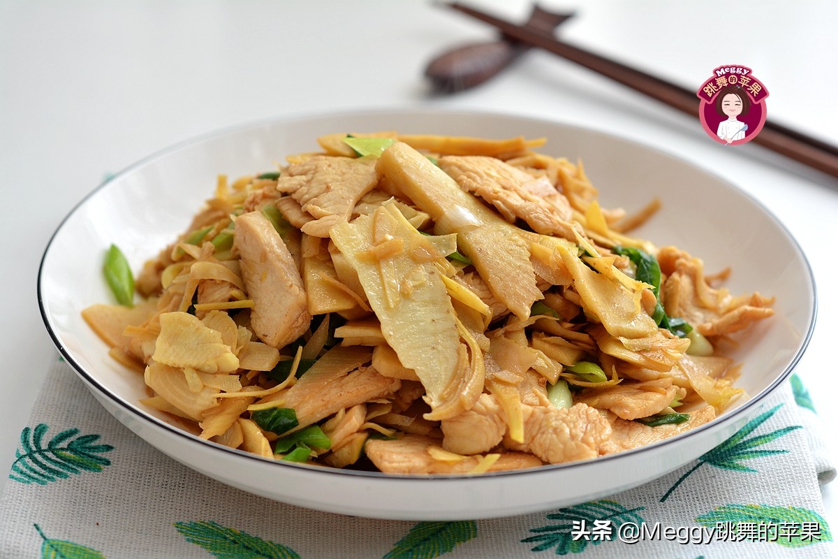 来一道春笋时令菜解解腻,春笋素吃做法大全