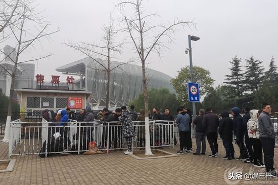 心疼球迷的球星,心疼球迷