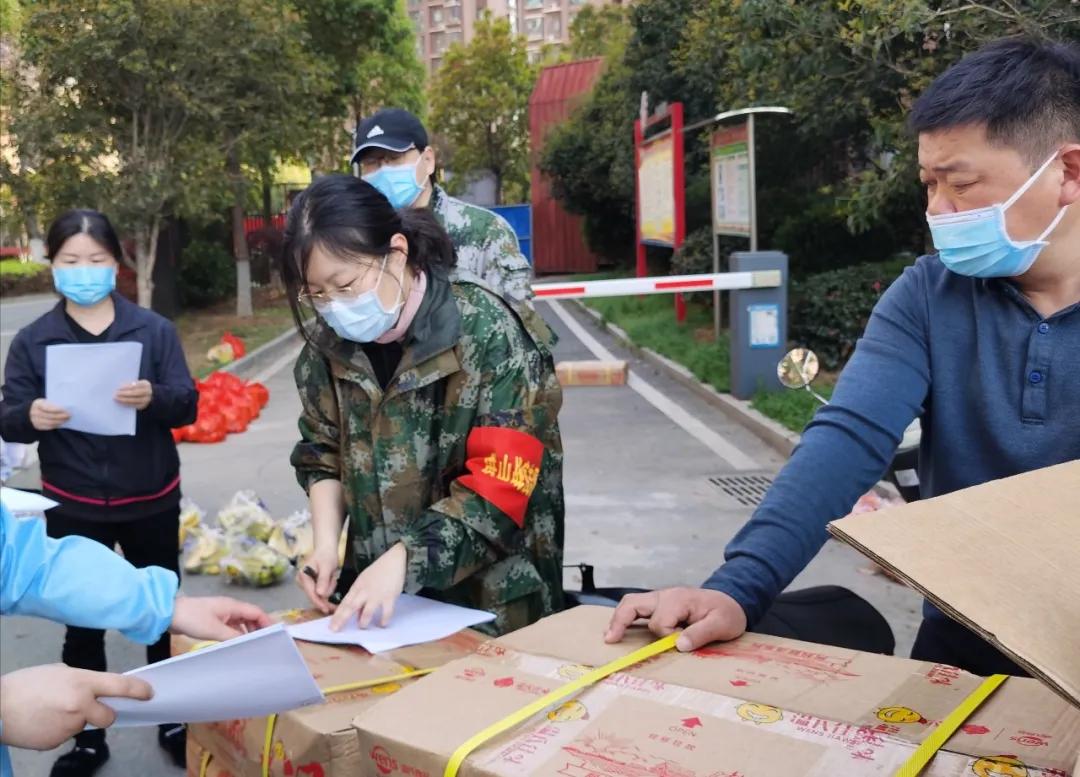 巾帼横戈立马头，她们是守护正义的检察“玫瑰”