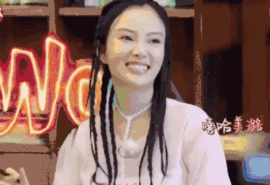 李小璐自曝还未走出目前困境,李小璐最近新爆料