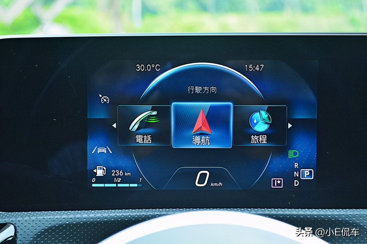 奔驰cla200动感和时尚的区别,新款奔驰cla200试驾视频