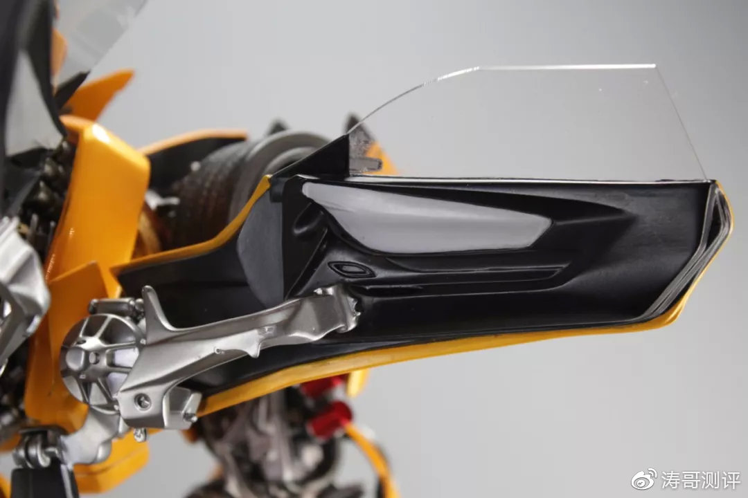 开箱价值1万的新年礼物,10000元以上的大黄蜂模型