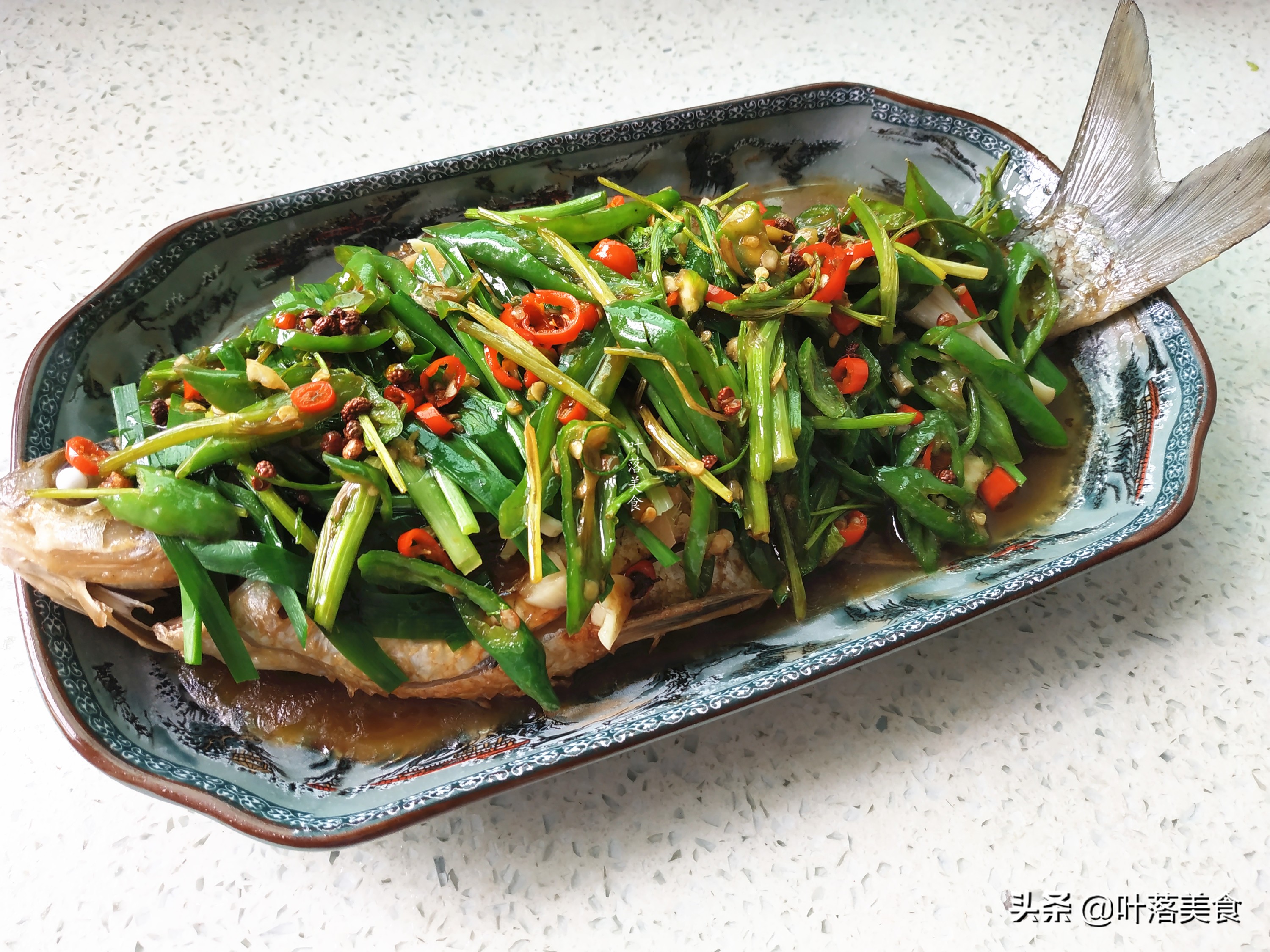 享受香辣美味鳊鱼烹饪技巧大揭秘,鳊鱼最好吃的做法