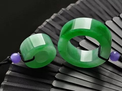 体弱多病的人应该戴什么护身符,从出生就戴的护身符