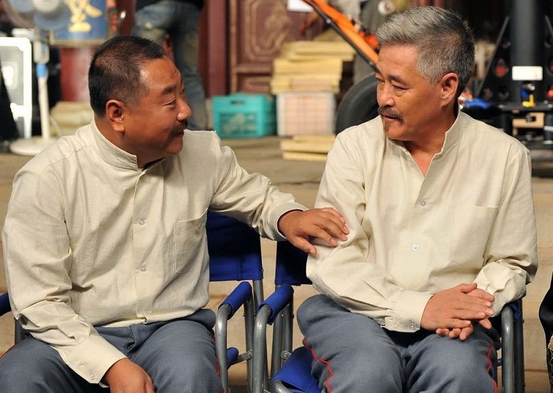 郭德纲和赵本山的巅峰对决,郭德纲的资产能跟赵本山比吗