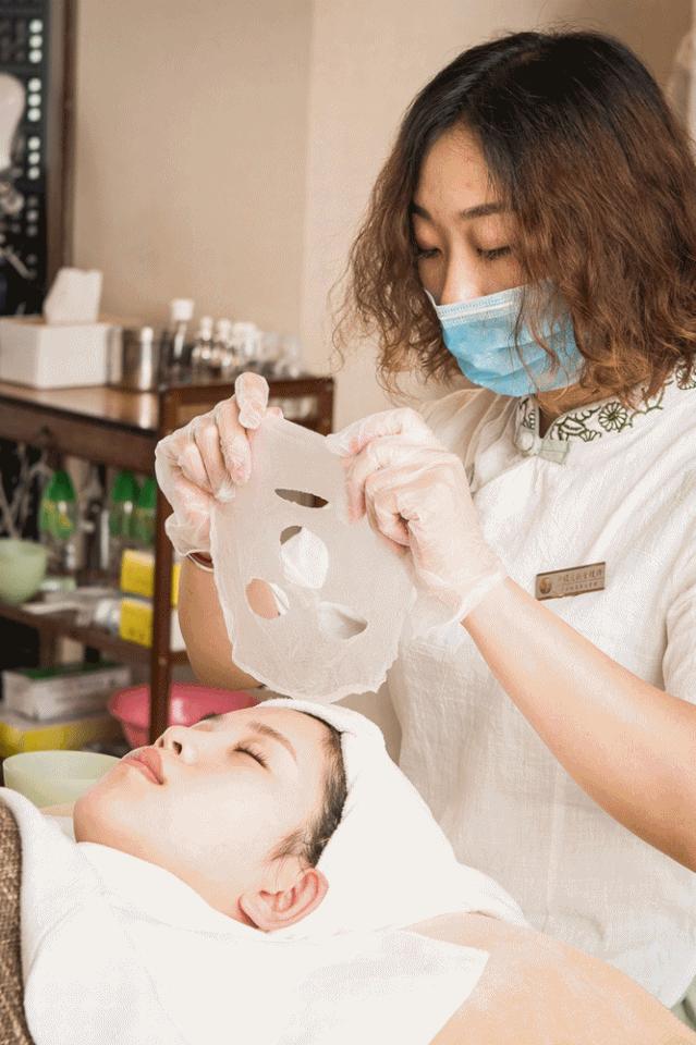 火爆欧洲、迪拜的“漂浮舱”来天津了!躺45分钟等于睡眠8小时