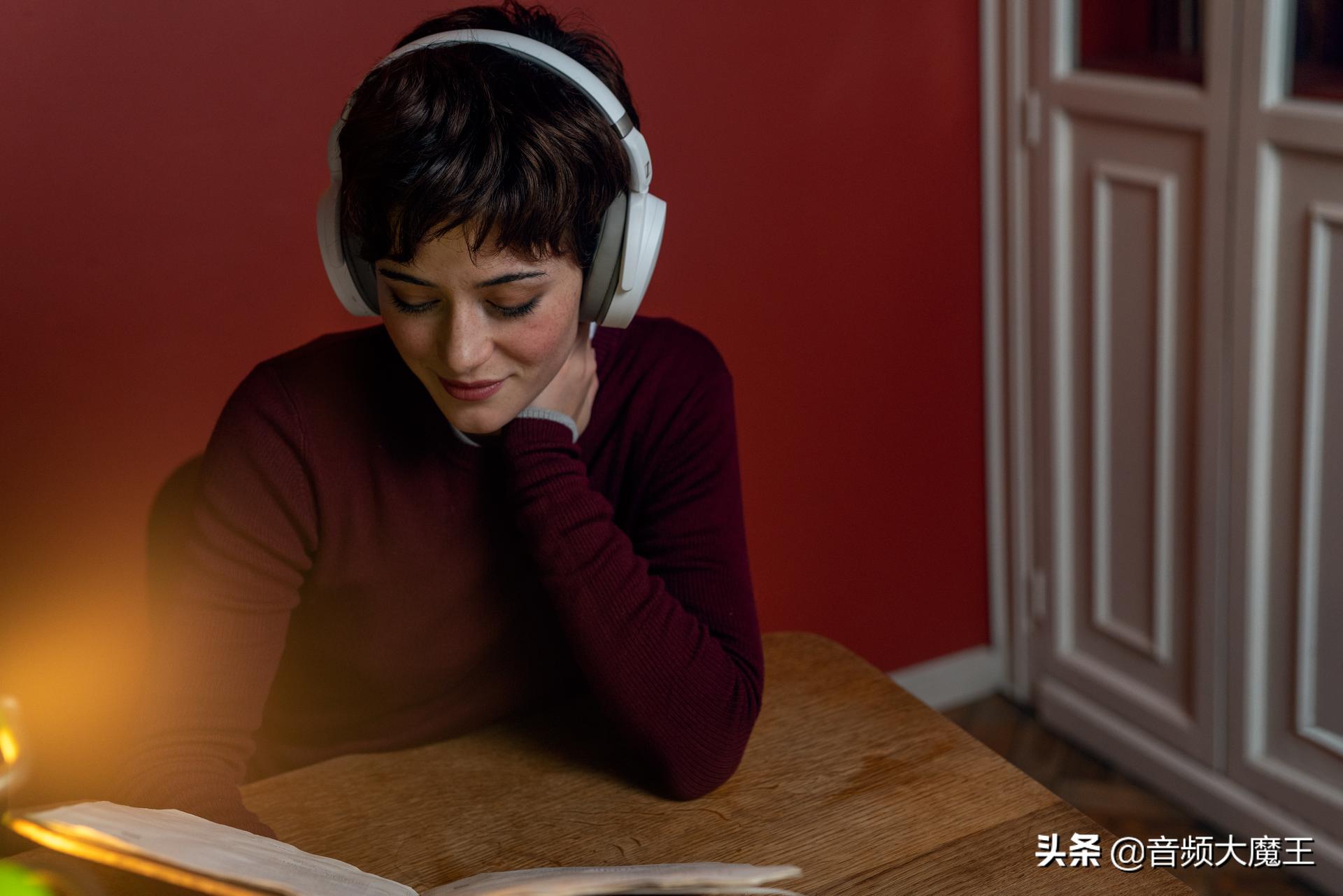 森海塞尔头戴式耳机hd450怎么降噪,森海塞尔真无线4升级了什么