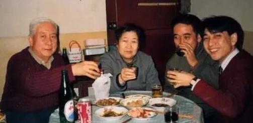 水均益前妻瘫痪新闻,水均益为什么离婚不离家