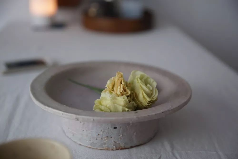 用水泥砌橱柜,用粘土捏一个好看的柜子