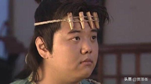 演艺圈的滥好人，吊70天威亚，近3亿票房的电影星爷只给他一万五