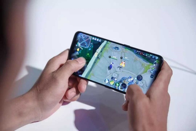 vivox70pro对比opporeno7pro,oppo对比vivo哪个系统好用