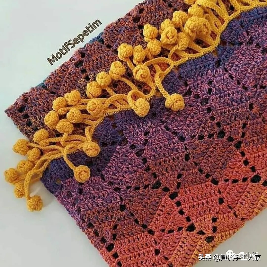 披肩围巾的教程视频简单好看,披肩围巾好看的方法冬天