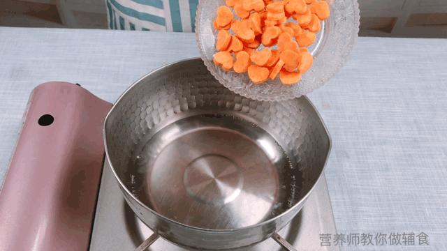宝宝便秘积食吃什么辅食改善,宝宝一般早餐吃什么好呢