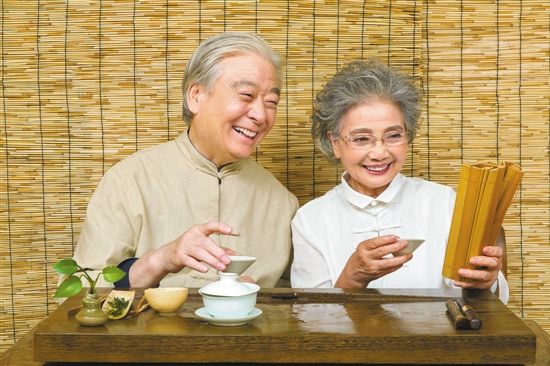 一天中什么时间最适合喝茶,一天中什么时间喝茶最好最健康