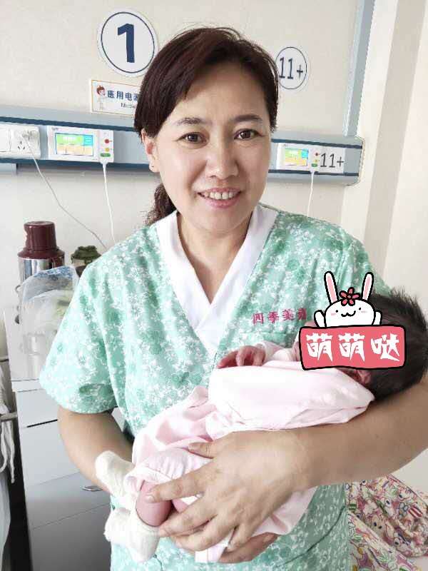 产后恶露排不尽，月嫂帮您分析原因解决问题