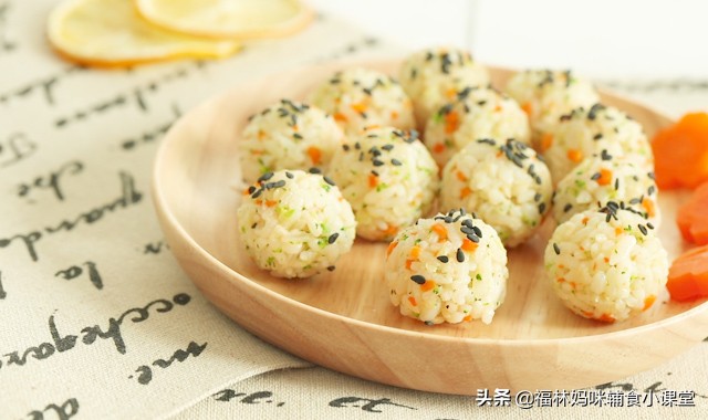 剩米饭做蔬菜水果饭团,剩米饭和菠菜可以做什么辅食