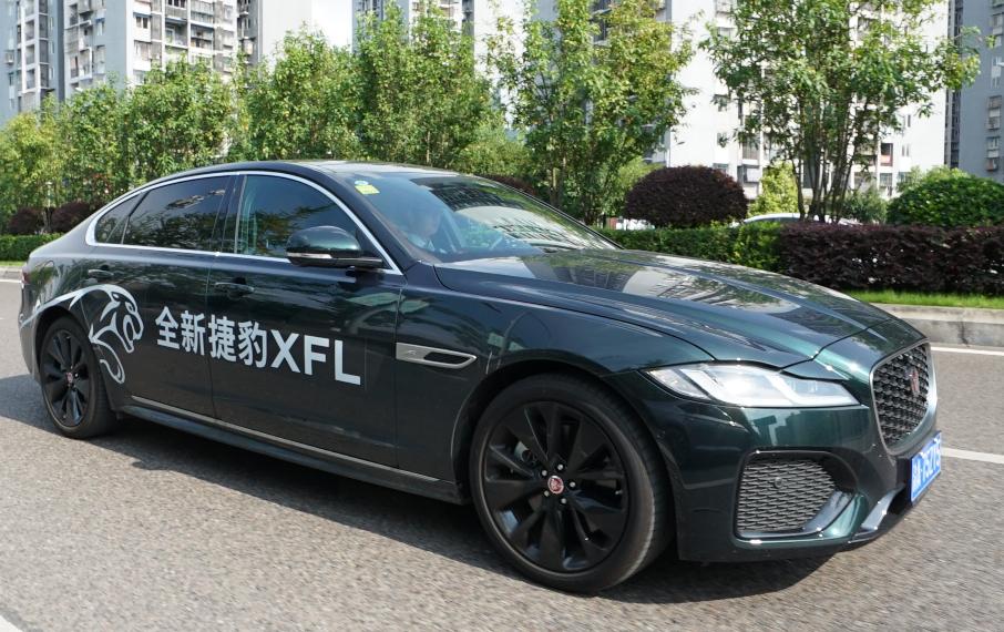 谁说捷豹不如BBA？试驾新款捷豹XFL：隔音夸张，底盘质感棒