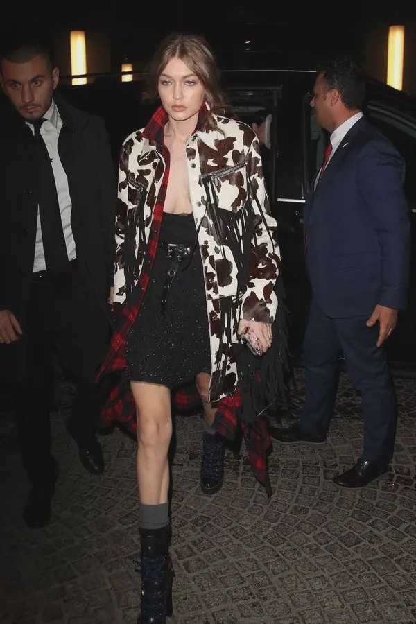 dior璞圭汗鐨崏,dior璞圭汗濂抽瀷